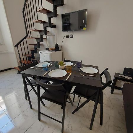Corso Genova - Milano Navigli Apartment ภายนอก รูปภาพ